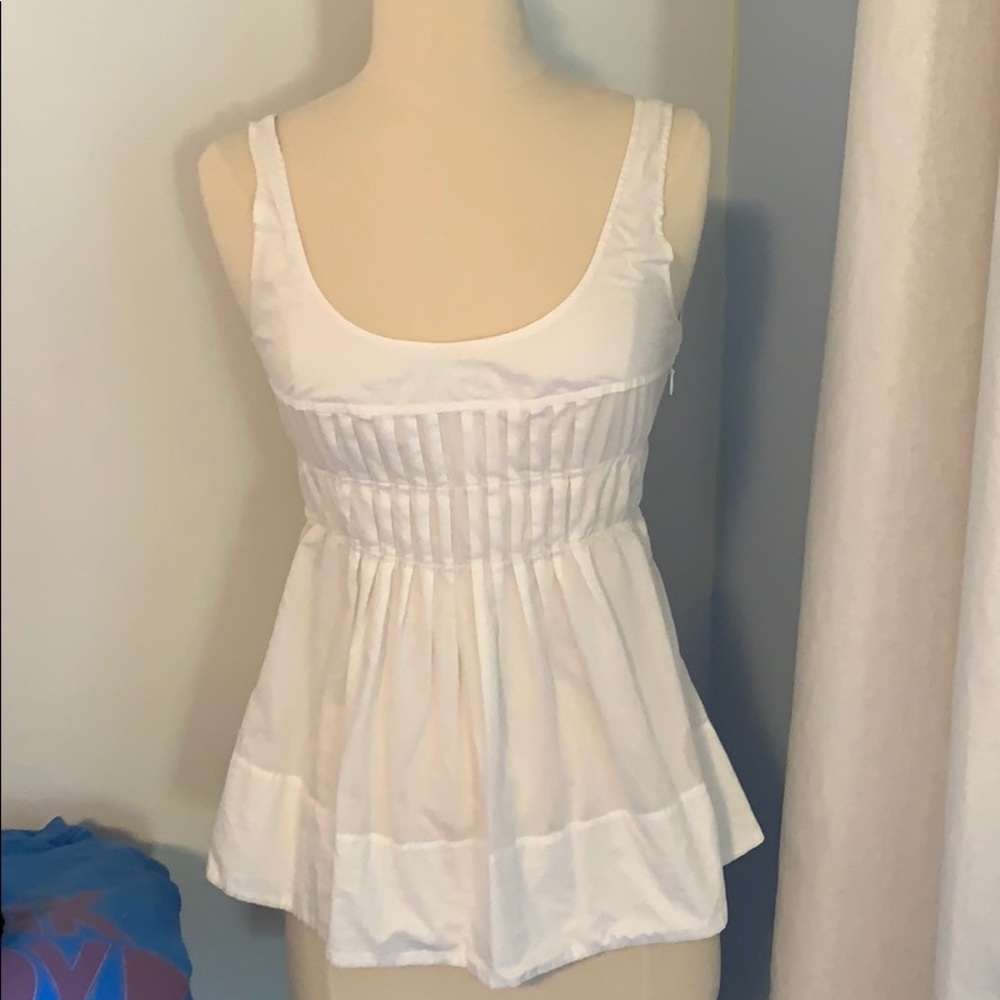 White tank